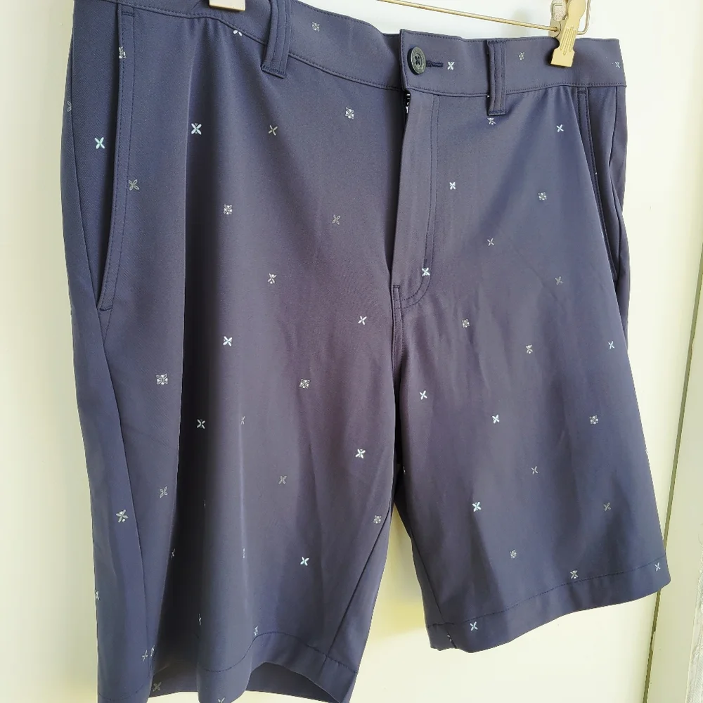 Travis Mathew Not Feeling That Golf Shorts Total Eclipse Size 36 - Picture 3 of 14